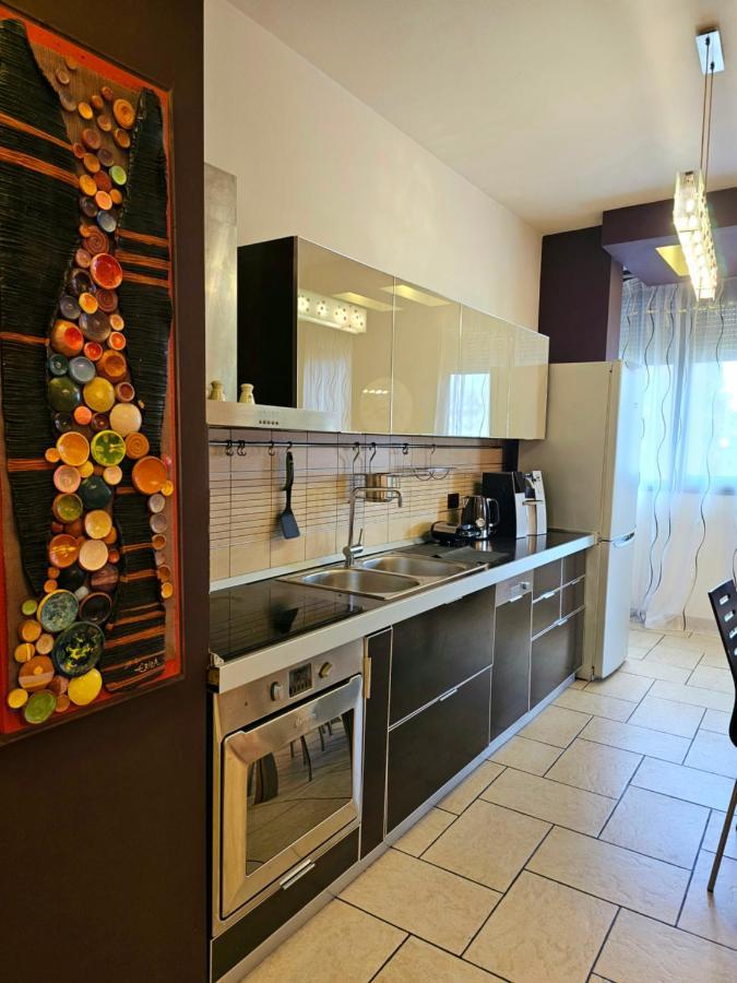 Center Apartment Easy_Luxury Tirana Zewnętrze zdjęcie