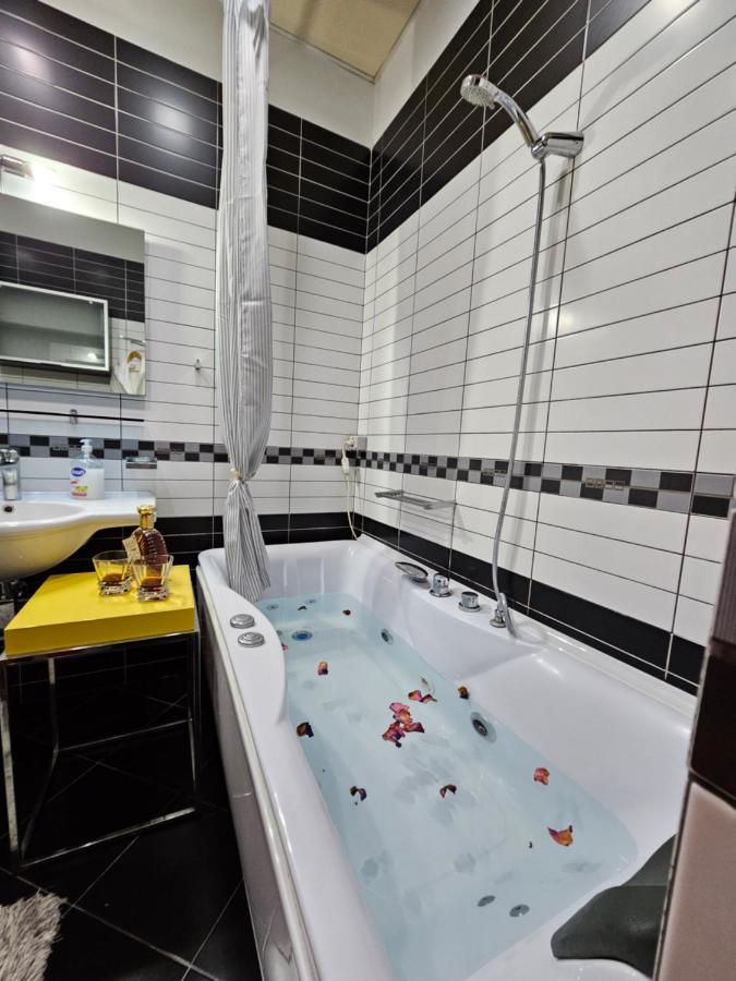 Center Apartment Easy_Luxury Tirana Zewnętrze zdjęcie