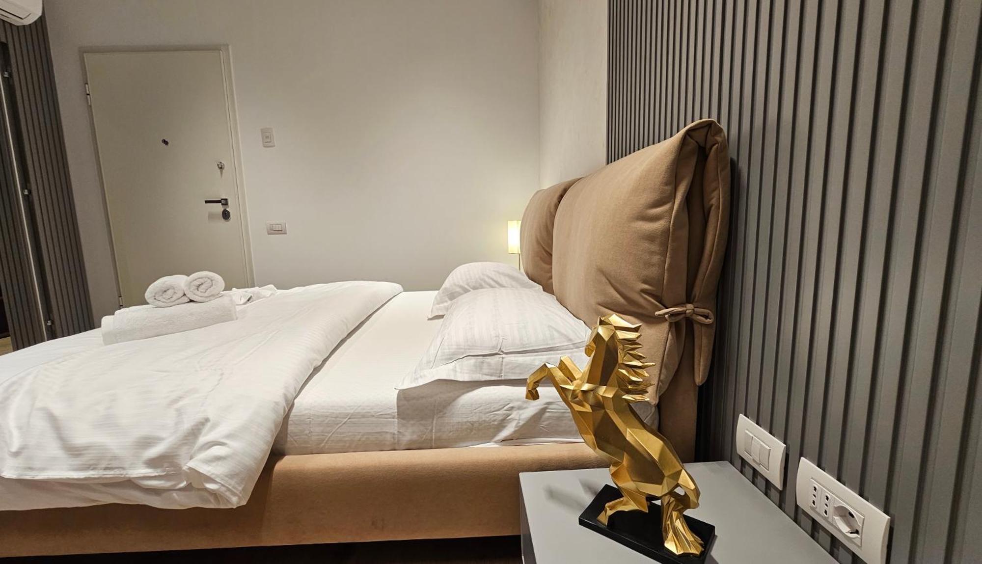 Center Apartment Easy_Luxury Tirana Zewnętrze zdjęcie