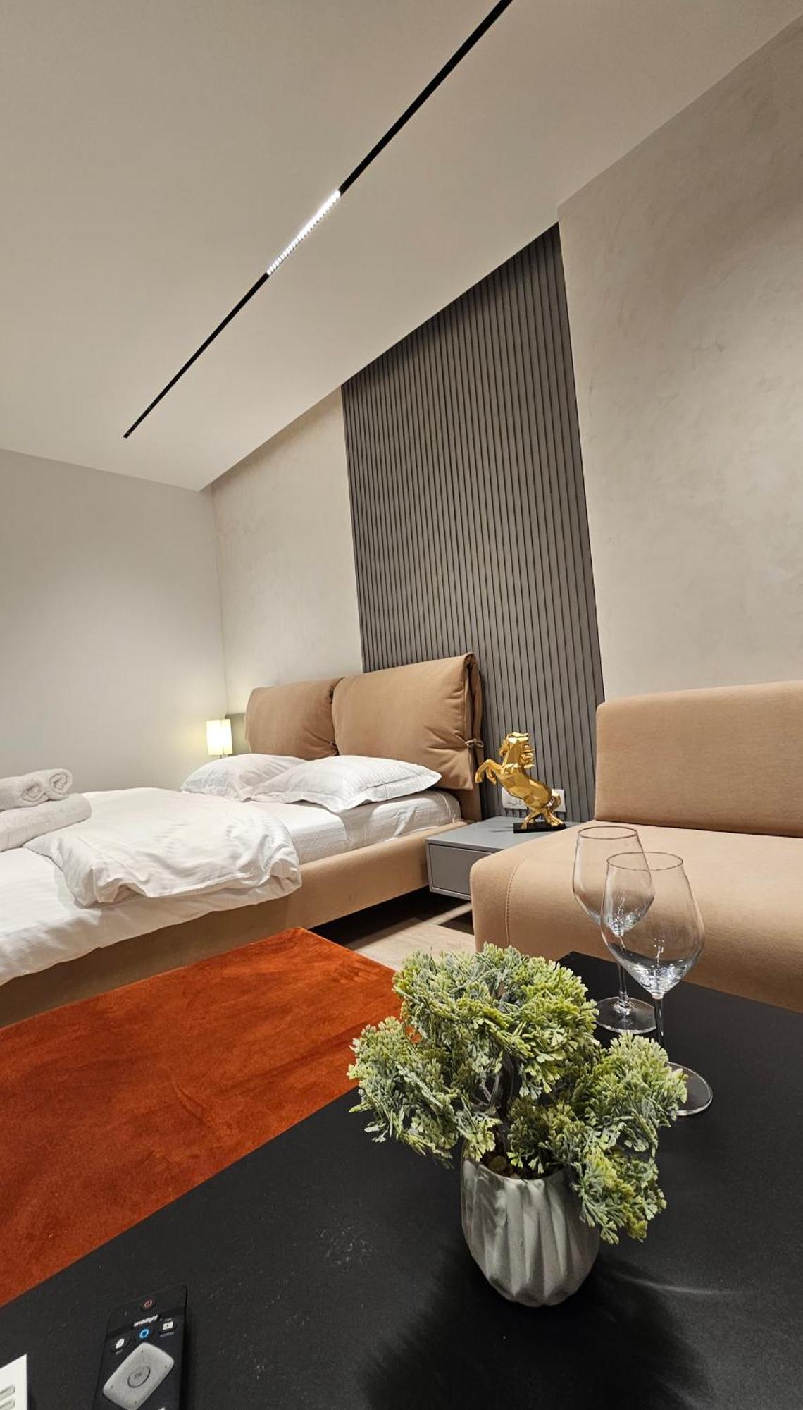 Center Apartment Easy_Luxury Tirana Zewnętrze zdjęcie