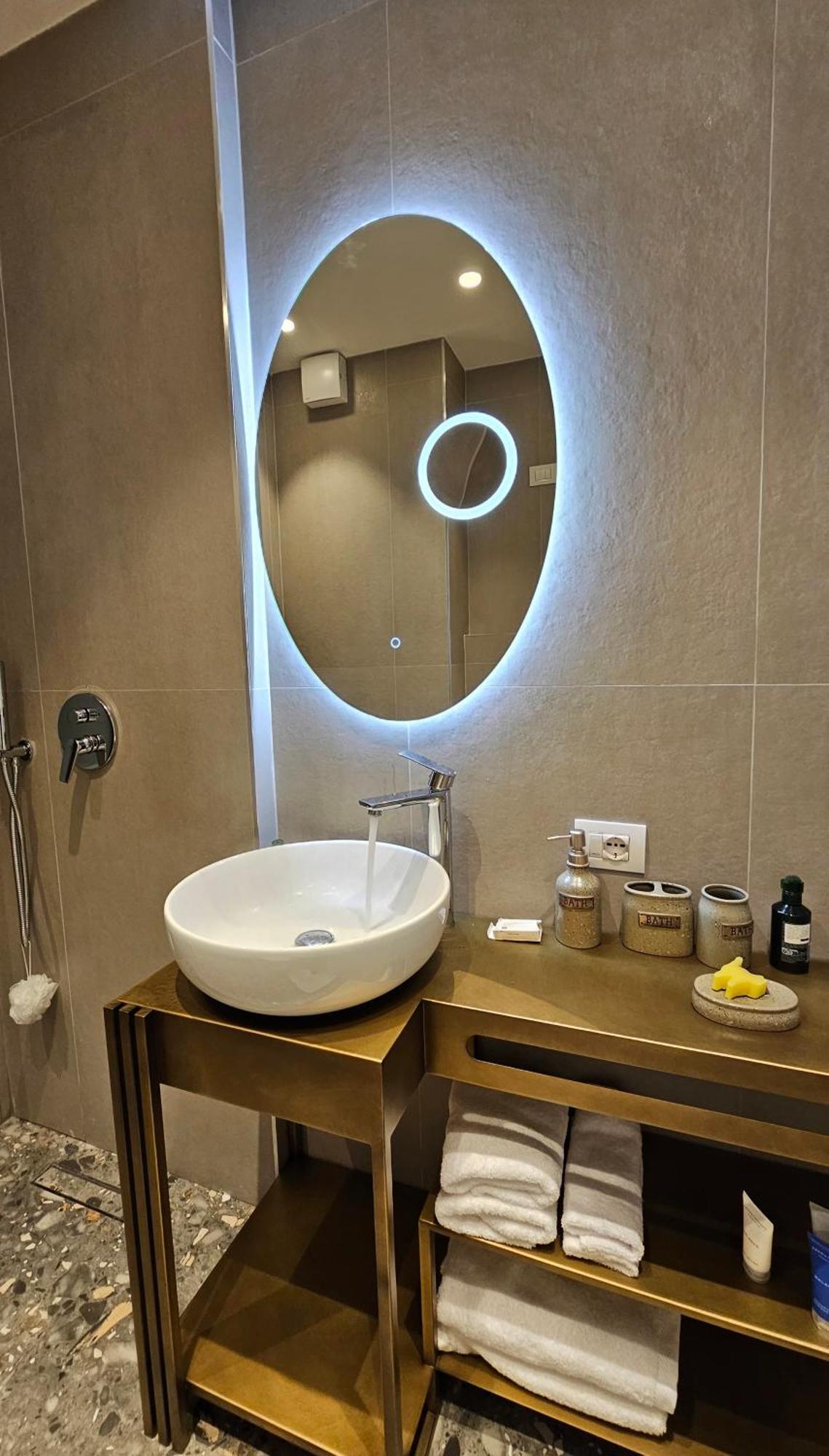 Center Apartment Easy_Luxury Tirana Zewnętrze zdjęcie