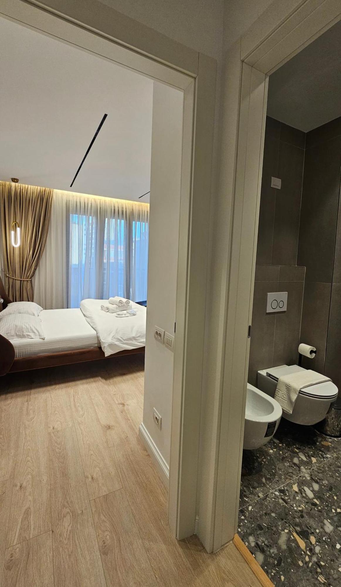 Center Apartment Easy_Luxury Tirana Zewnętrze zdjęcie